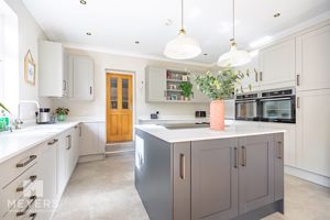 Photo 21- click for photo gallery